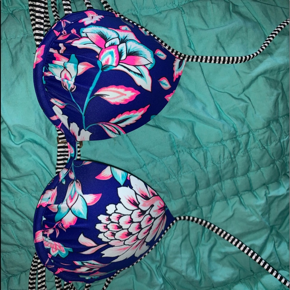 Bathing suit top